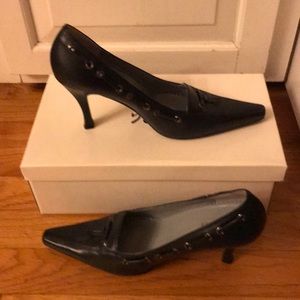 Ladies dress shoes